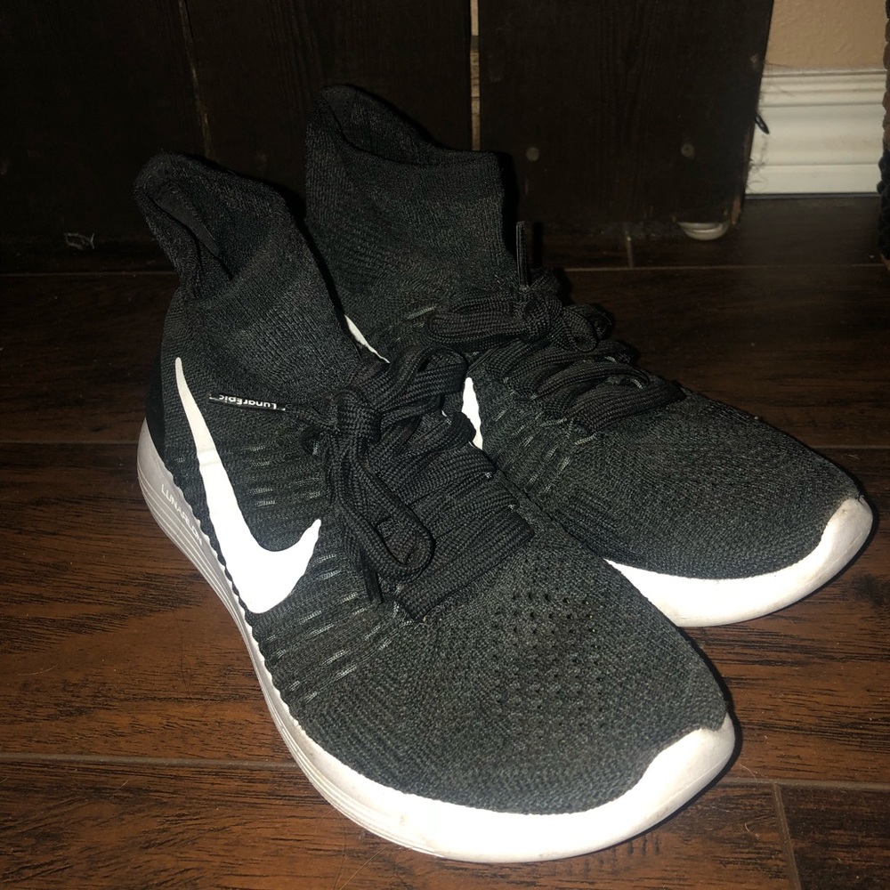 Black Nike Lunarepic size 7.5 women’s